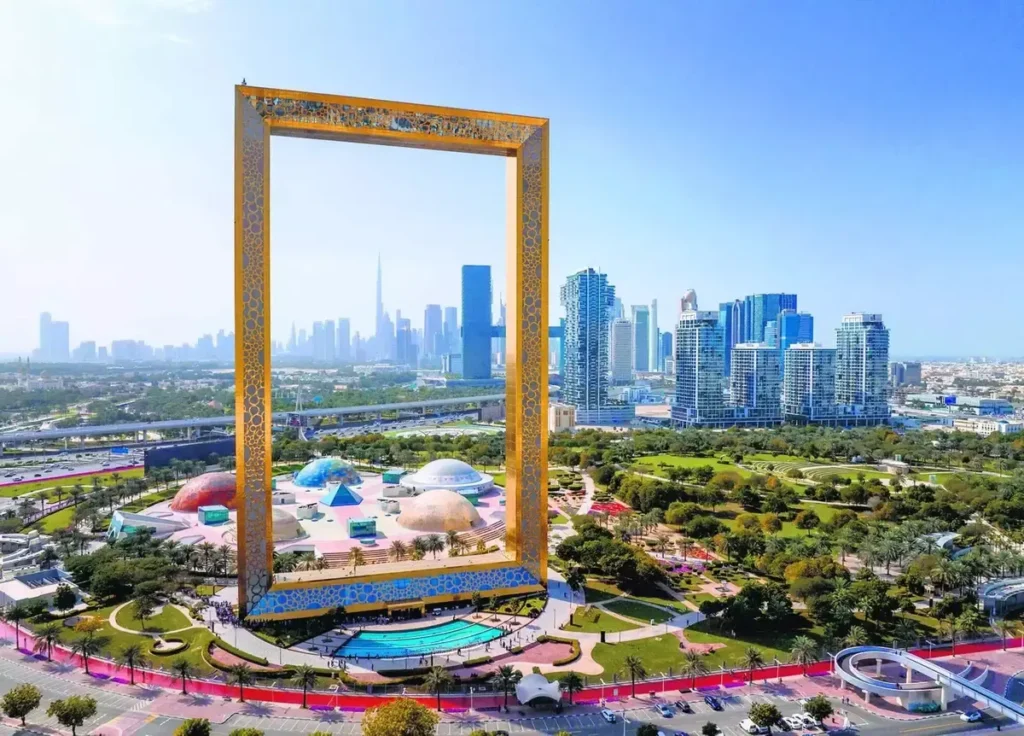 dubai_frame_cover