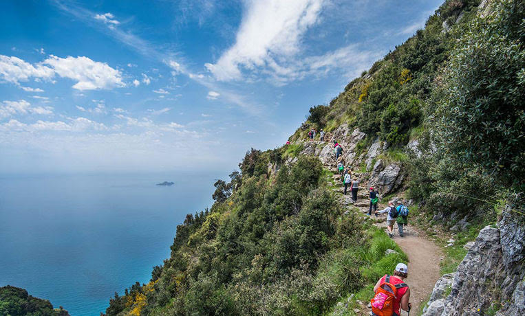 Amalfi-Coast-Heritage-Walks-Discover-Italys-Timeless-Coastal-Beauty2